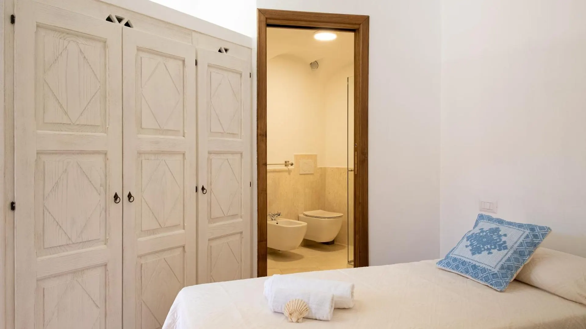 Holiday home Cala Di Volpe Vista Mare E Piscina Villa Abbiadori
